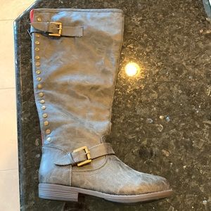 Women’s gray size 8 riding boots